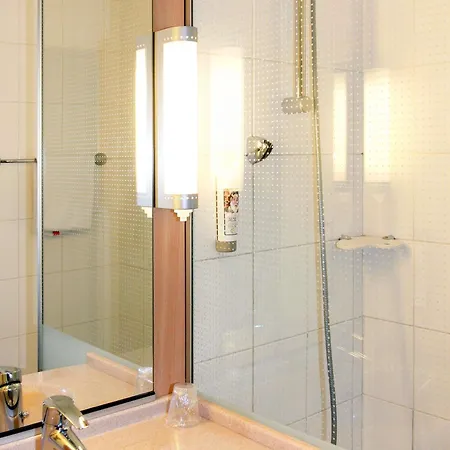 Ibis Sud Szálloda