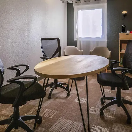 Ibis Sud Отель Пуатье