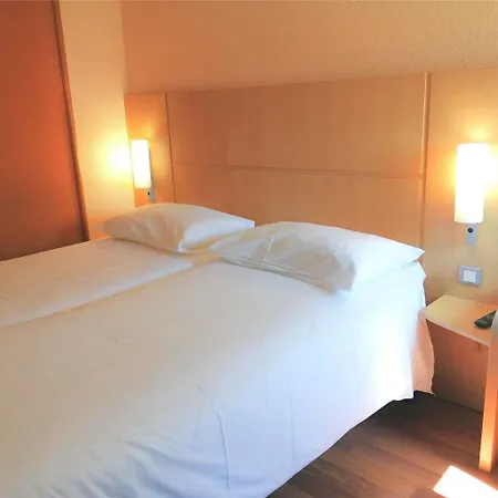 Ibis Sud 3* 푸아티에