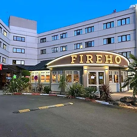 Ibis Sud 3*