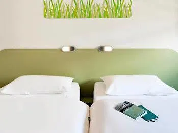 Отель Ibis Sud