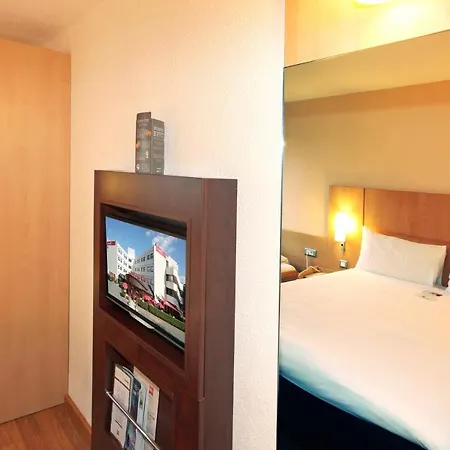 호텔 Ibis Sud