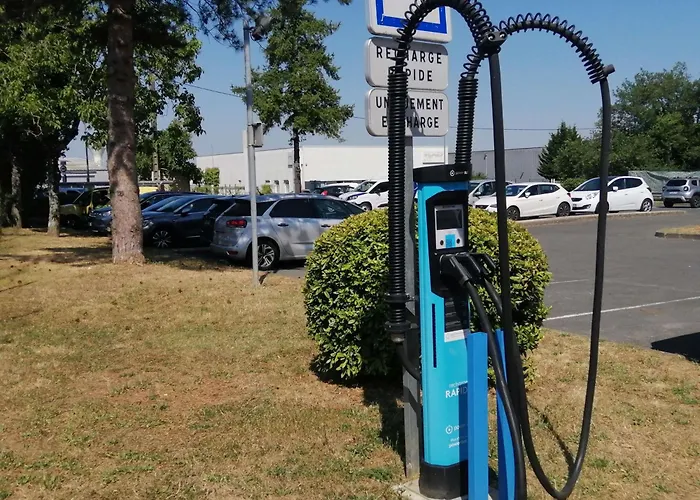 Ibis Sud 3* פואטייה